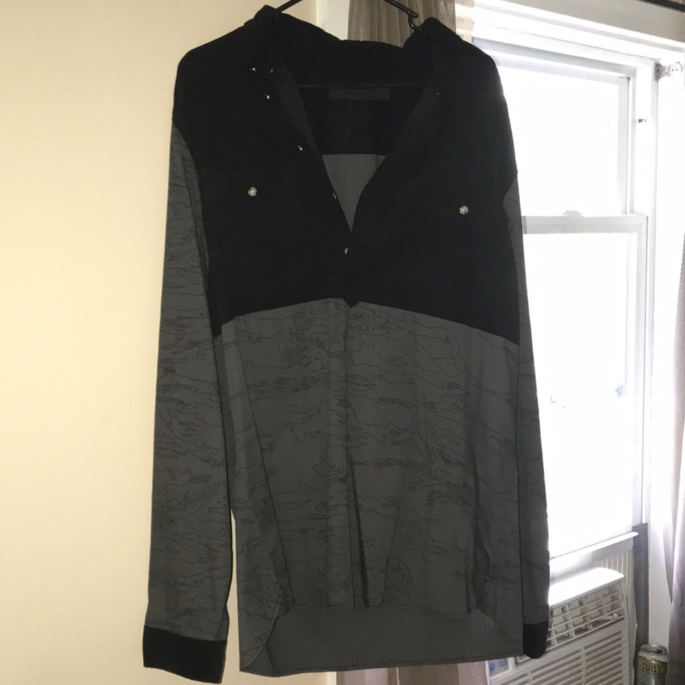 Men’s long sleeve